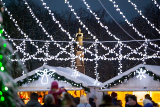 Vianočná LED svetelná reťaz biela, studená biela LED FLASH 12m (150 + 30 FLASH LED)